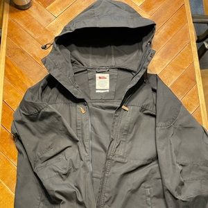 FJALLRAVEN Skogso jacket men’s medium Dark Grey